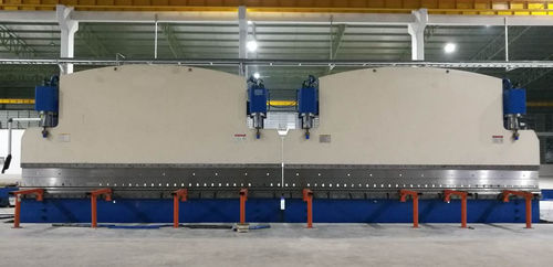CNC TANDEM 수압 프레스 브레이크 모델: 2-WE67K-400/7000