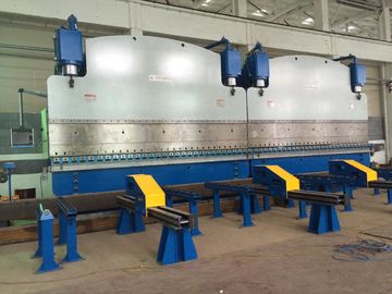CNC 탕덤 수압 압축 브레이크 모델 2-WE67k-1200/6250 단극 변속 튜버 타워 및 높은 마스트를 만들기 위해