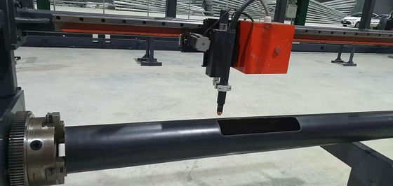 CNC 레이저 라이트 폴 도어 절단 기계 모델 LDC-350/2000